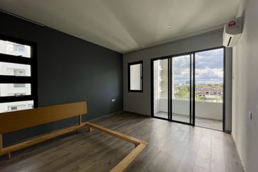 D’Ryx Condominium,  Sunny Hill, Kuching