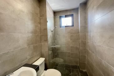 D’Ryx Condominium,  Sunny Hill, Kuching