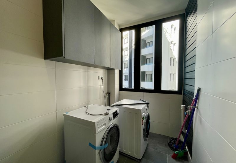 D’Ryx Condominium,  Sunny Hill, Kuching