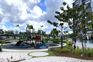 D’Ryx Condominium,  Sunny Hill, Kuching