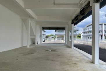 26 Industrial Park Jalan Batu Kawa, 