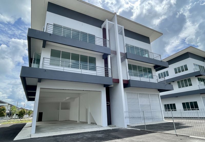 26 Industrial Park Jalan Batu Kawa, 