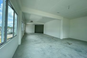 26 Industrial Park Jalan Batu Kawa, 