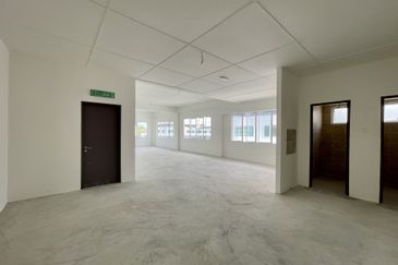 26 Industrial Park Jalan Batu Kawa, 