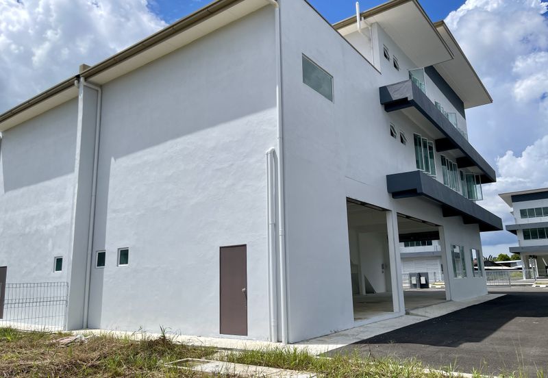 26 Industrial Park Jalan Batu Kawa, 