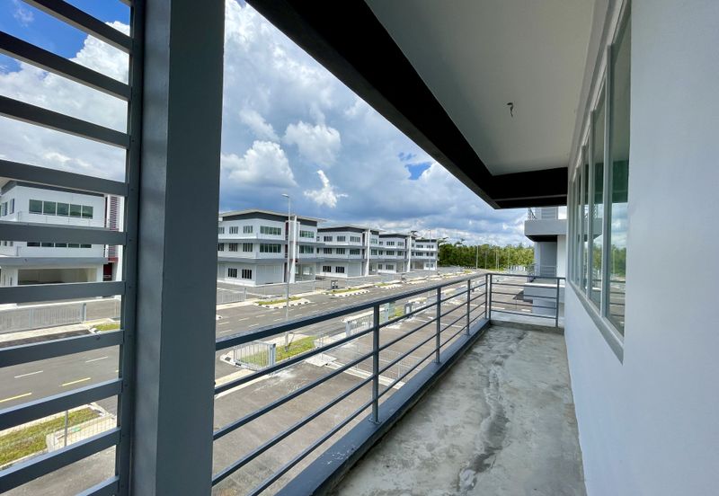 26 Industrial Park Jalan Batu Kawa, 