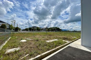 26 Industrial Park Jalan Batu Kawa, 