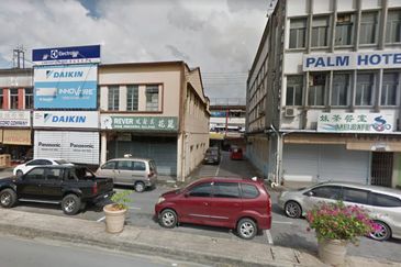 Corner Shophouse @ Jalan Palm Kuching 