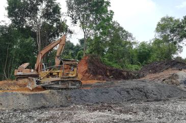 Road side land @ Jalan Datuk Stephen Yong Link 