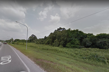 Road side land @ Jalan Datuk Stephen Yong Link 