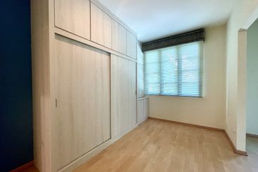 Park Avenue Apartment