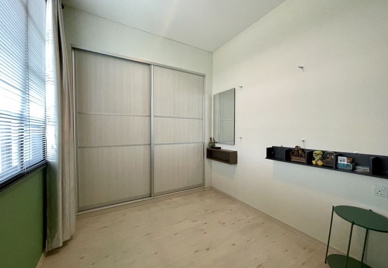 Park Avenue Apartment