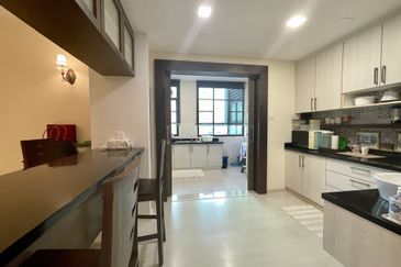 Park Avenue Apartment