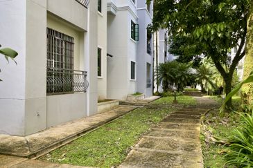 Park Avenue Apartment