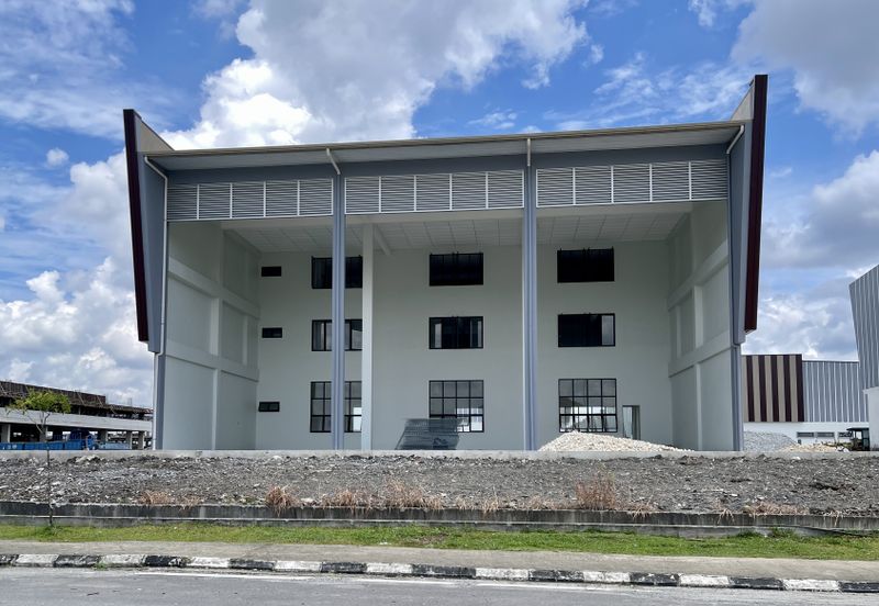  Detached Showroom Pines Square, Batu Kawa