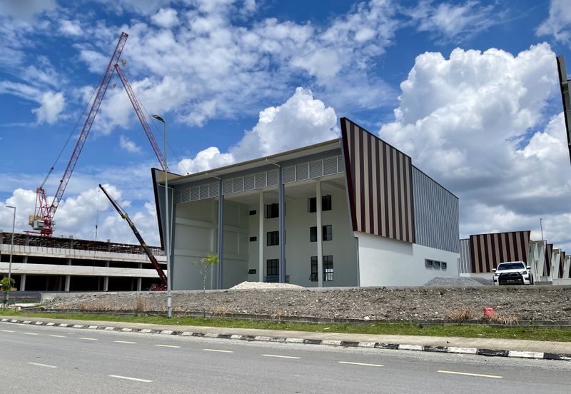  Detached Showroom Pines Square, Batu Kawa