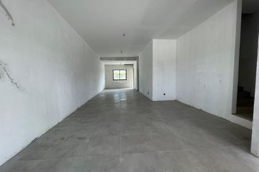 Pine View, Pines Square, Batu Kawa 