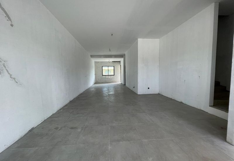 Pine View, Pines Square, Batu Kawa 