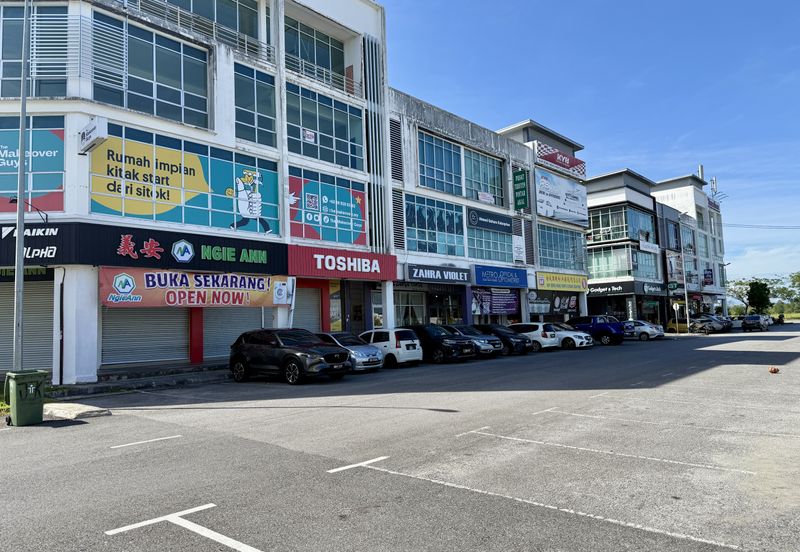  3-storey Shophouse Metrocity, Matang 