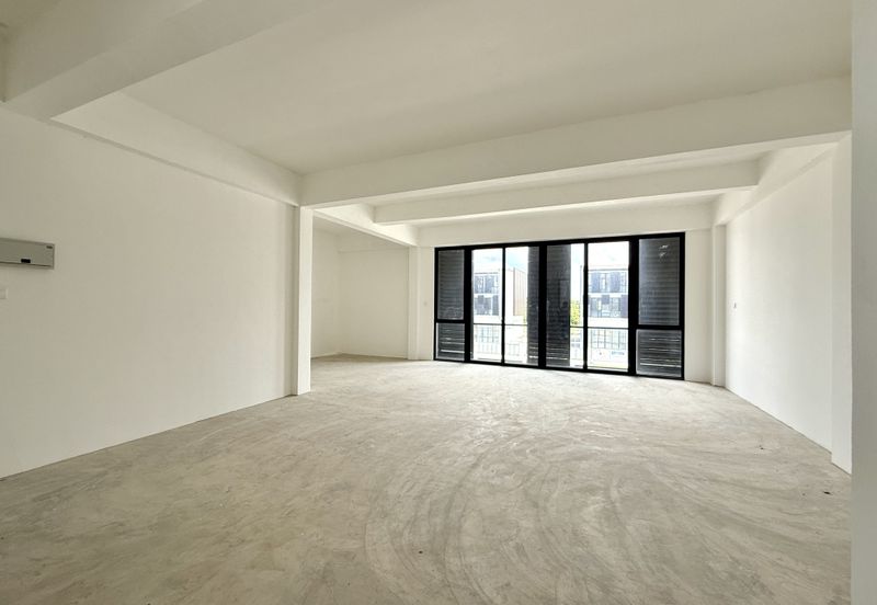 3-storey Semi-detached Showroom Pines Square, Jalan Batu Kawa