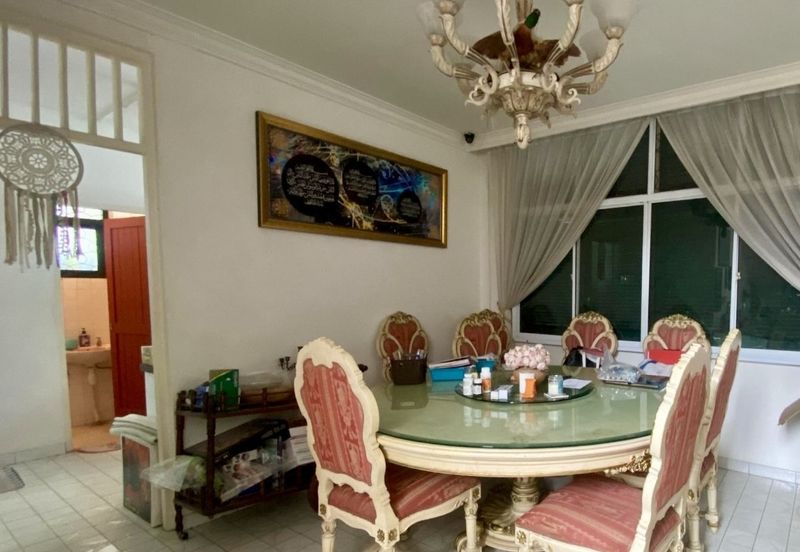 Jalan Urat Mata, Tabuan Jaya