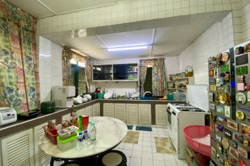 Jalan Urat Mata, Tabuan Jaya