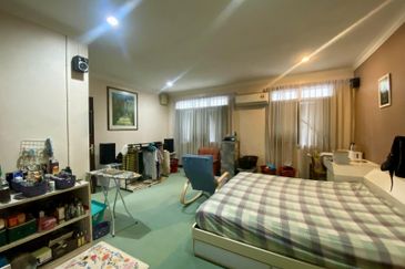 Jalan Urat Mata, Tabuan Jaya