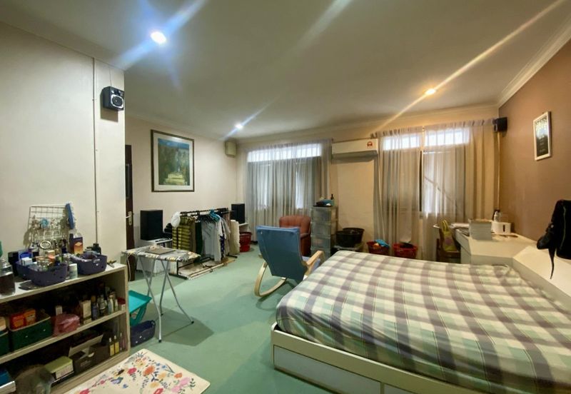 Jalan Urat Mata, Tabuan Jaya