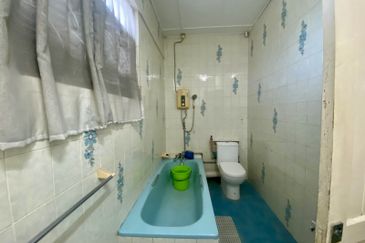 Jalan Urat Mata, Tabuan Jaya