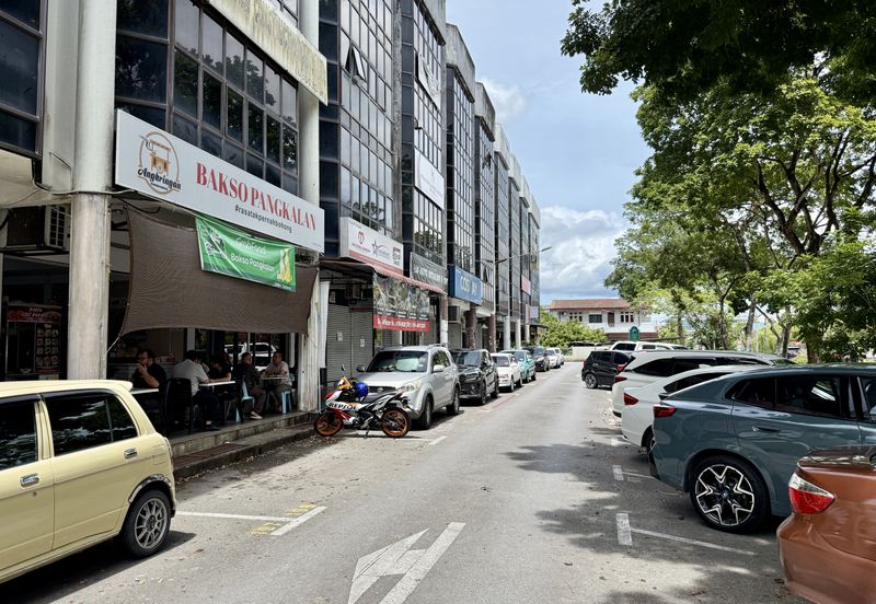 4-Storey Shophouse,  Bormill Estate