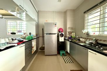 2-storey Terrace Corner Tabuan Tranquillity