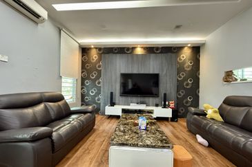 2-storey Terrace Corner Tabuan Tranquillity