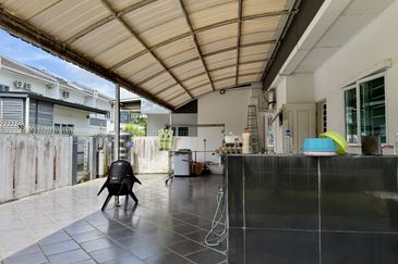 2-storey Terrace Corner Tabuan Tranquillity