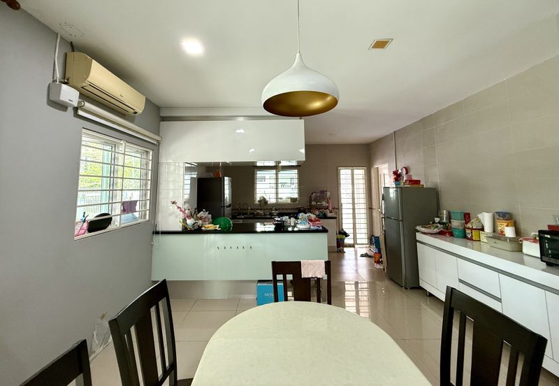 2-storey Terrace Corner Tabuan Tranquillity