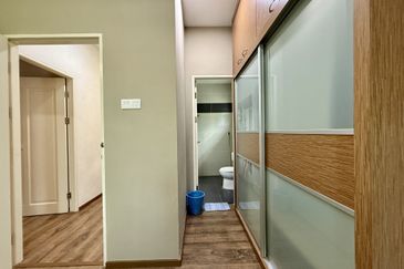 2-storey Terrace Corner Tabuan Tranquillity