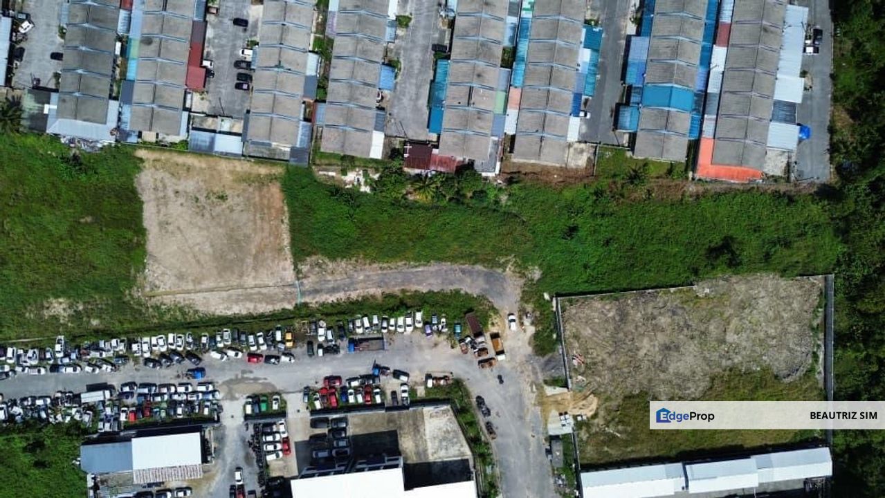 Native Land, Jalan Stakan, Sarawak, Kuching