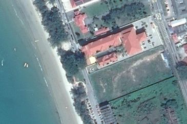 Telok Kemang Beach Commercial Land - Fire Sale