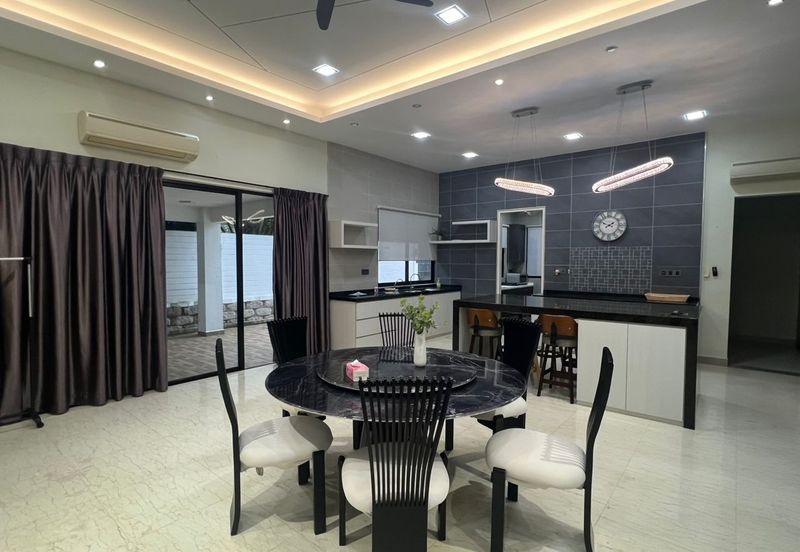 Noble Park @ East Ledang