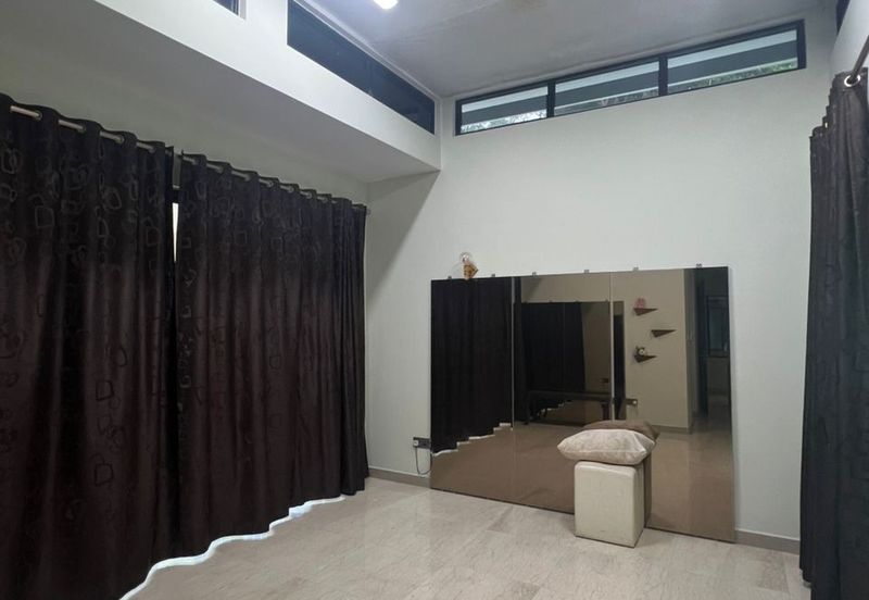 Noble Park @ East Ledang