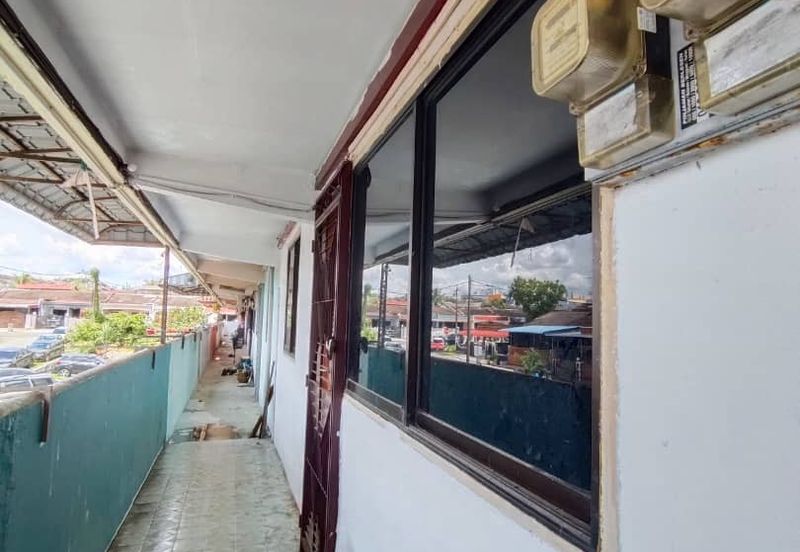 Flat Taman Ungku Tun Aminah