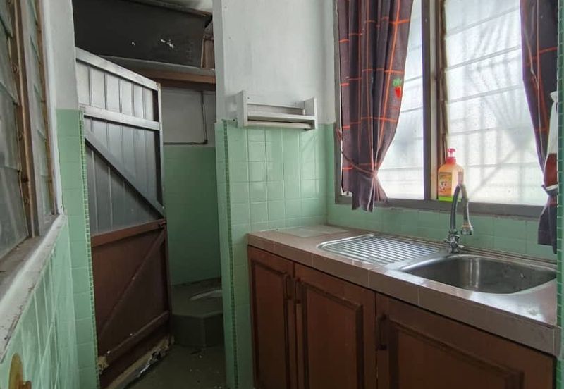 Flat Taman Ungku Tun Aminah