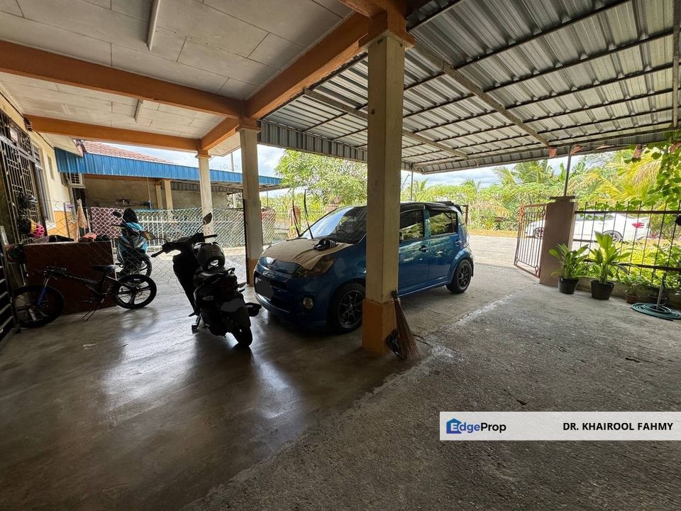 (OPEN FACING) Taman Anggerik, Bandar Tenggara Single Storey Terrace House, Johor, Kulai