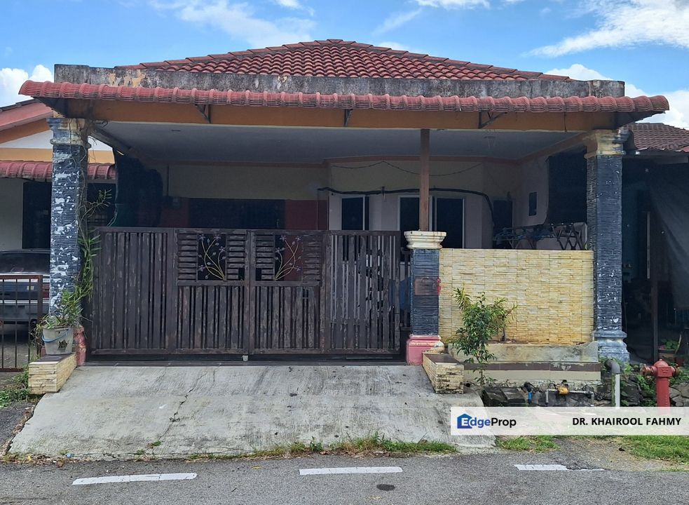 Taman Anggerik Bandar Tenggara Kulai Extended [Unblocked View] Renovated Single Storey Terrace, Johor, Kulai