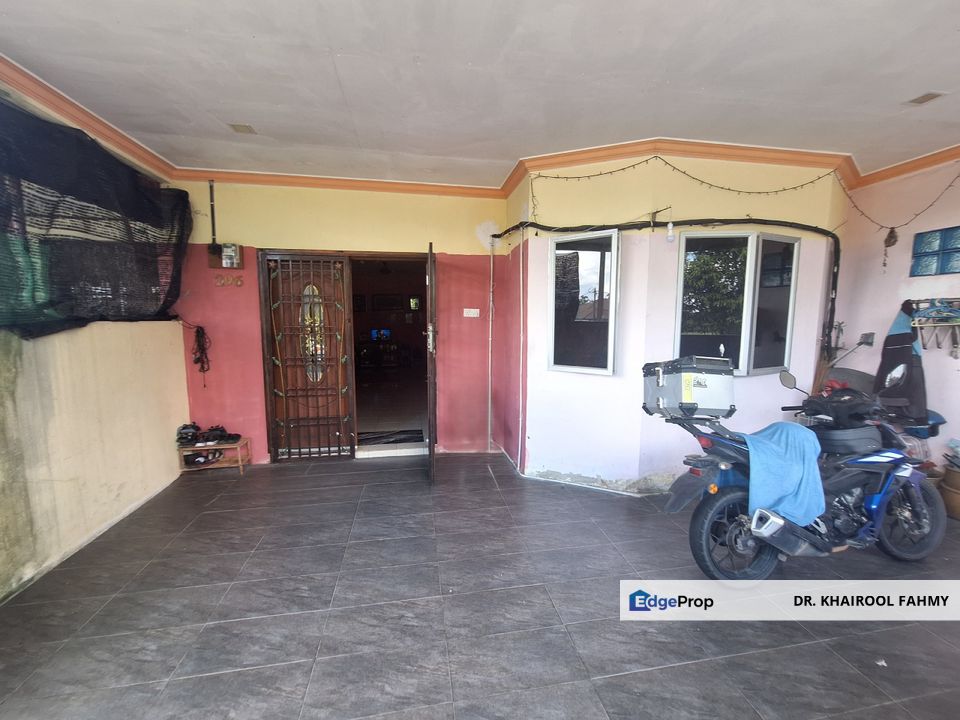 Taman Anggerik Bandar Tenggara Kulai Extended [Unblocked View] Renovated Single Storey Terrace, Johor, Kulai