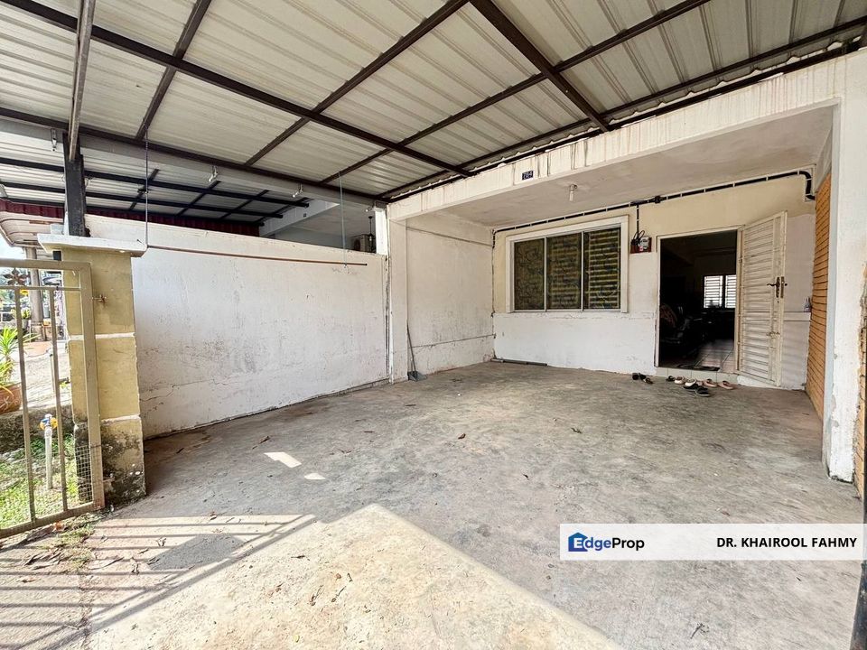 Taman Scientex Kelapa Sawit Kulai Double Storey Terrace, Johor, Kulai