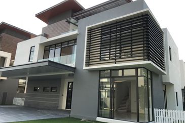 Home Tree, Long Branch @ Kota Kemuning, Shah Alam