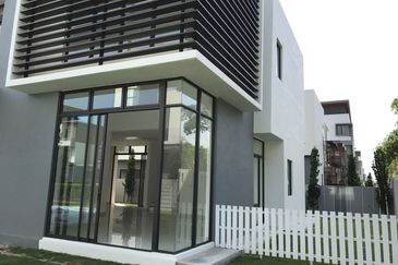 Home Tree, Long Branch @ Kota Kemuning, Shah Alam