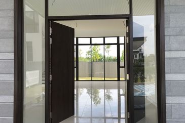 Home Tree, Long Branch @ Kota Kemuning, Shah Alam