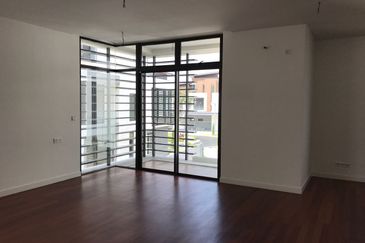 Home Tree, Long Branch @ Kota Kemuning, Shah Alam