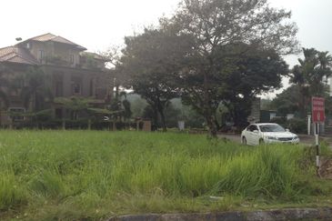 Tropicana Golf & Country Resort